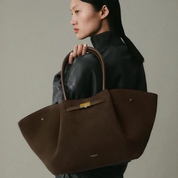 The New York - Picture 2 of 4